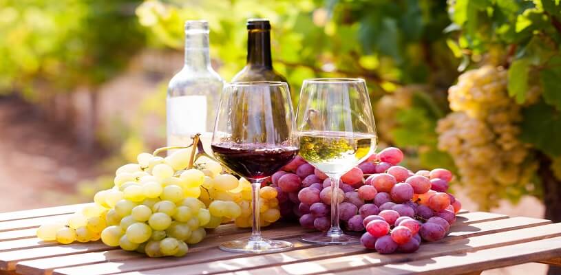 red and white wine